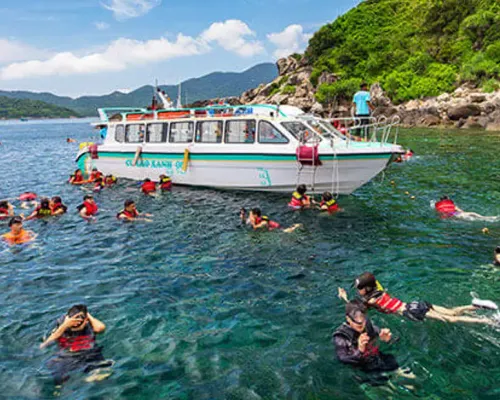 Cham Islands Snorkeling Tour by SpeedBoat from Da Nang